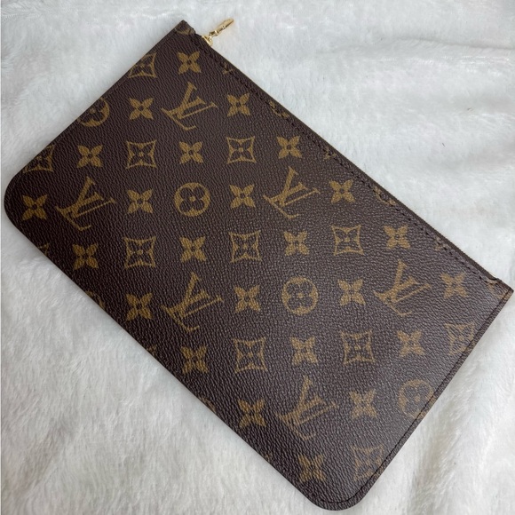 Louis Vuitton Neverfull Brown Monogram Pouch - Picture 1 of 12
